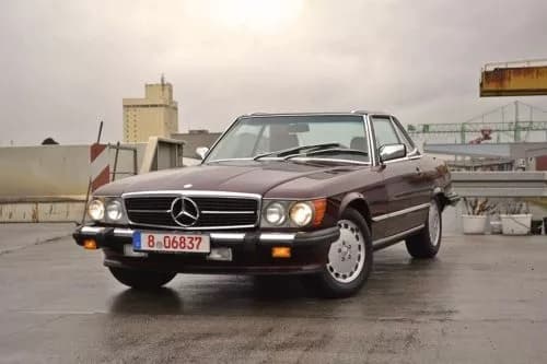 Mercedes 560 SL Oldtimer Portrait frontal